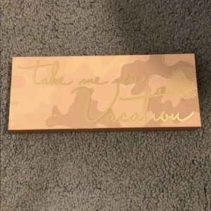 UNUSED Take me on Vacation Eyeshadow Palette